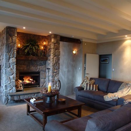 Tauhara Sunrise Lodge Taupo Ngoại thất bức ảnh