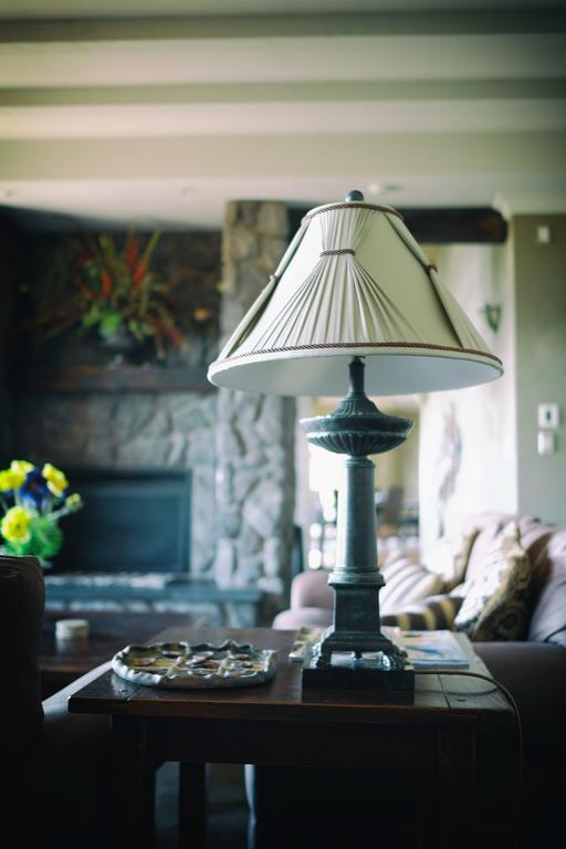 Tauhara Sunrise Lodge Taupo Ngoại thất bức ảnh