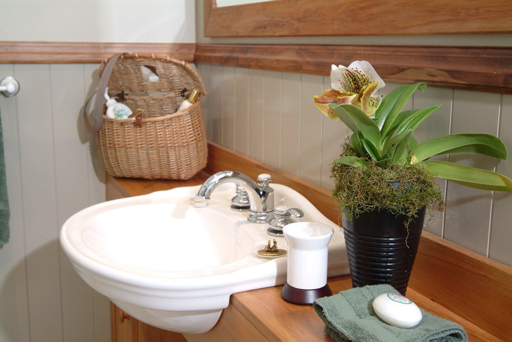 Tauhara Sunrise Lodge Taupo Ngoại thất bức ảnh