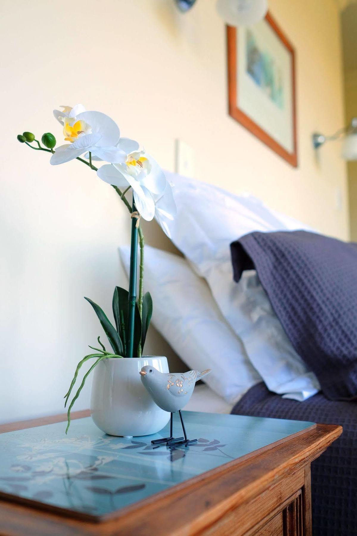Tauhara Sunrise Lodge Taupo Ngoại thất bức ảnh