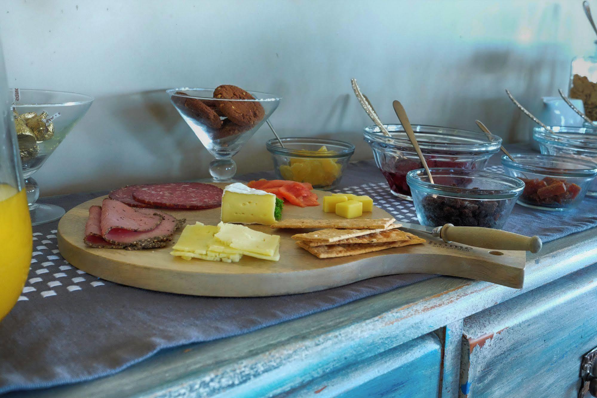 Tauhara Sunrise Lodge Taupo Ngoại thất bức ảnh
